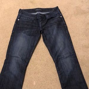 Women dark washed pants